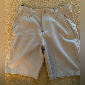 Under Armour boys size youth medium dri-fit golf shorts